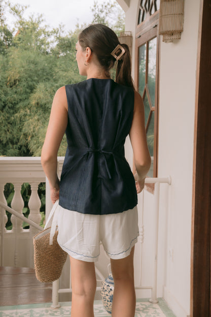 Mariel Vest